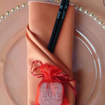   decoration mariage thème asie zen pliage serviette les diagonale pochette à baguettes