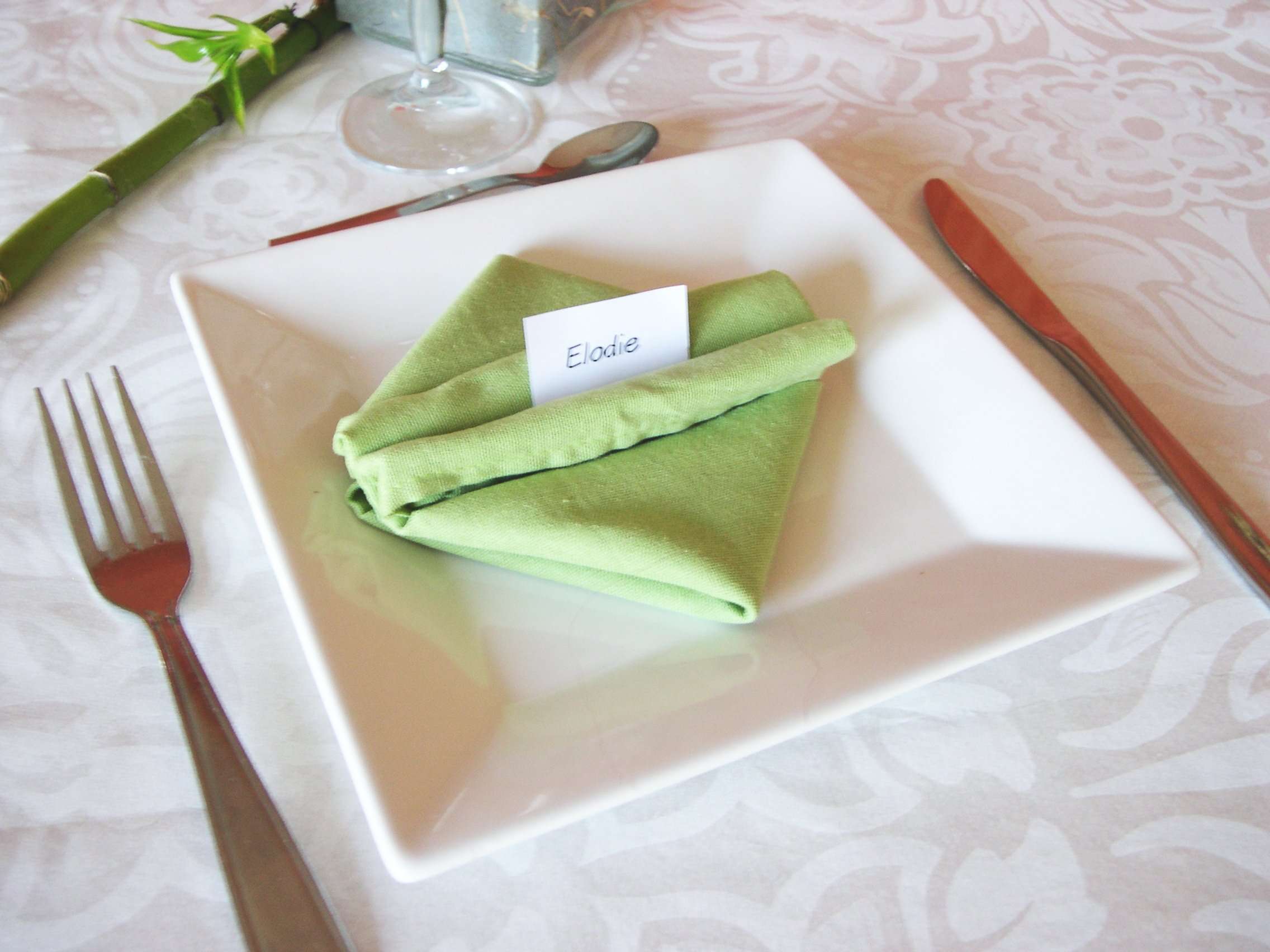   decoration mariage thème asie zen pliage serviette bourse de soie