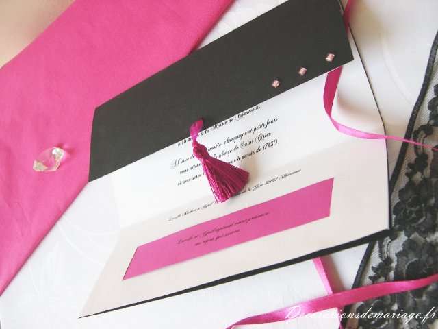   décoration mariage loisirs créatifs bricolage faire soi même thème baroque faire part noir fuchsia strass pampille