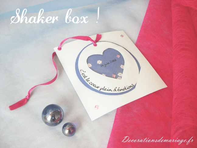  décoration mariage idées thème thème surprise invitation faire part shaker box coeur scrapbooking fuchsia et bleu clair loisirs créatifs bricolage faire soi même