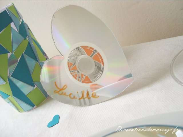 décoration mariage idées thème internet loisirs créatifs bricolage faire soi même décoration mariage idées thème internet loisirs créatifs bricolage faire soi même marque place porte nom cd coeur découpé photophore mosaïque Cd récup