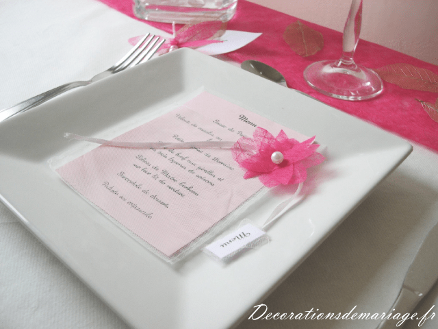 Décoration mariage idées thème marais jardin aquatique menu nénuphar Décoration mariage idées thème marais jardin aquatique menu nénuphar pochette tissu tulle perle bricolage faire soi même loisirs créatifs