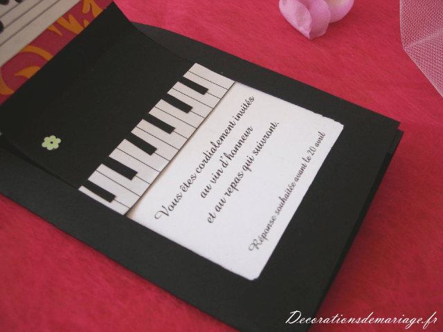  décoration mariage idées thème musique faire part piano noir et fuchsia carte origami scrapbooking loisirs créatifs faire soi même