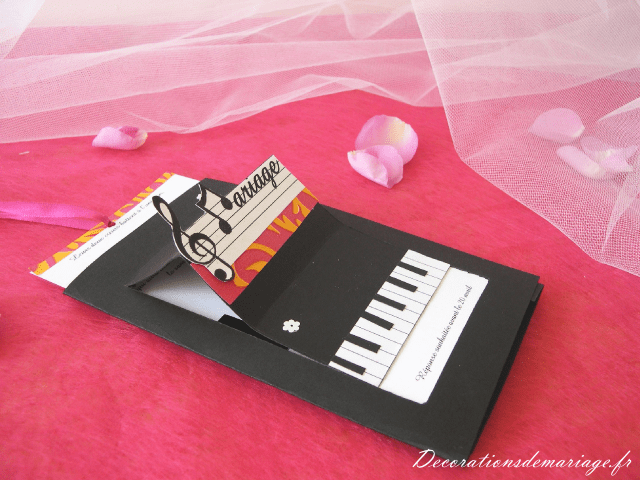  décoration mariage idées thème musique faire part piano loisirs créatifs faire soi même bricolage scrpbooking carte origami noir et fuchsia