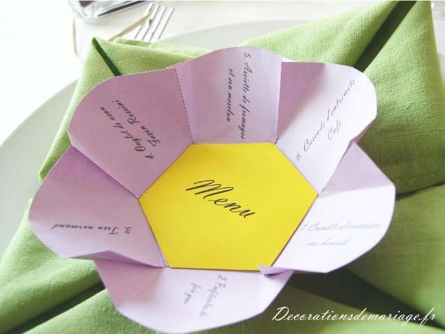  décoration table mariage idées thème nature champêtre menu fleur parme et vert