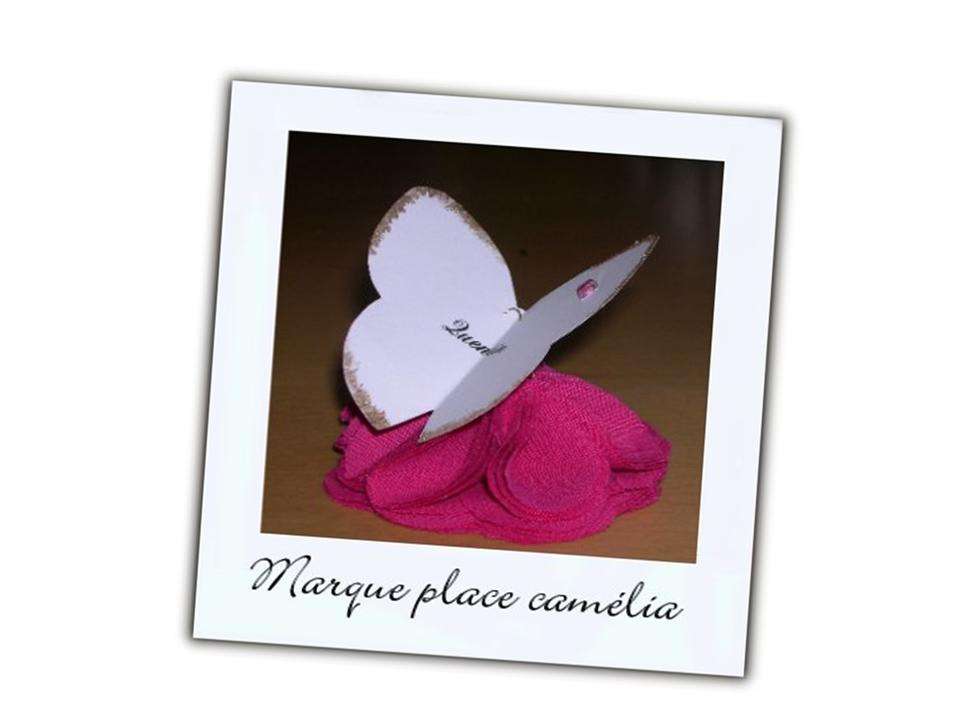  idées décorations mariage thèem papillon marque place loisirs crétifs bricolage faire soi même fleur de camélia en tissu