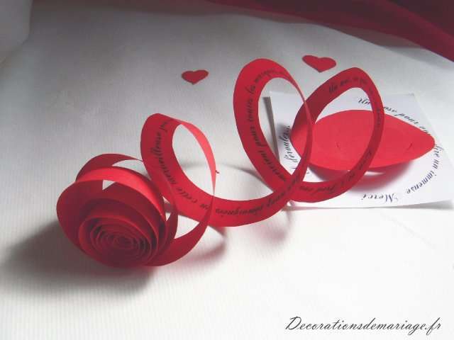 décoration mariage boîte remerciements rose décoration mariage boîte remerciements rose thème amour loisirs créatifs bricolage faire soi même idées rose en papier roulé photo