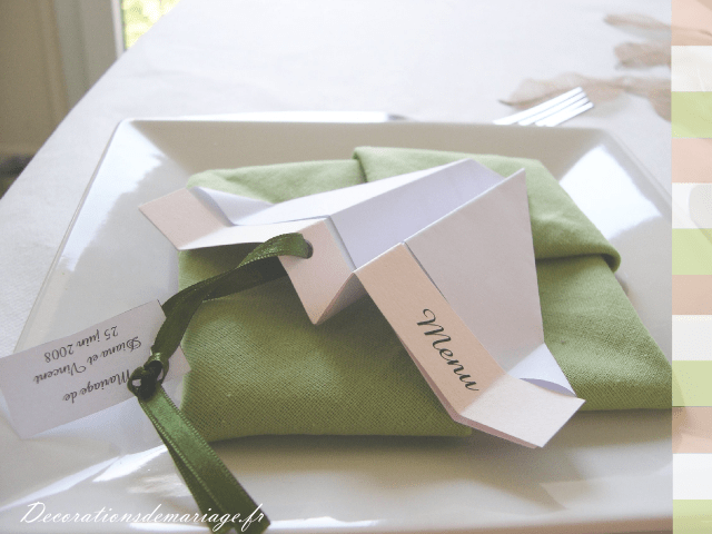 décoration mariage table thème vent enfance menu avion en papier décoration mariage table thème vent enfance loisirs créatifs bricolage faire soi même menu avion en papier