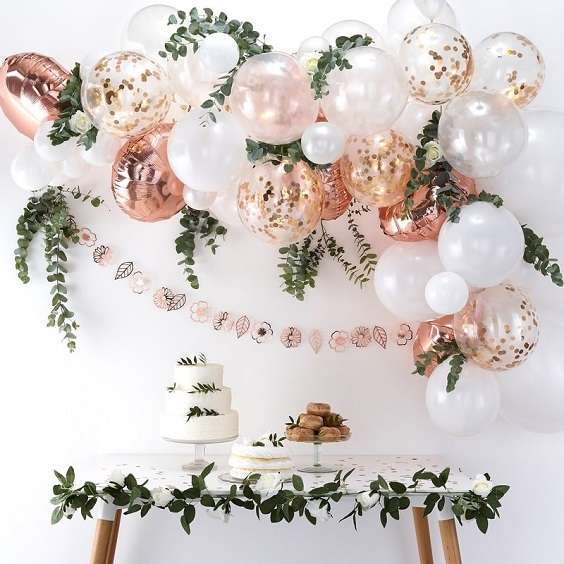 Ballons au Plafond : Astuces pour une décoration Festive – Hello