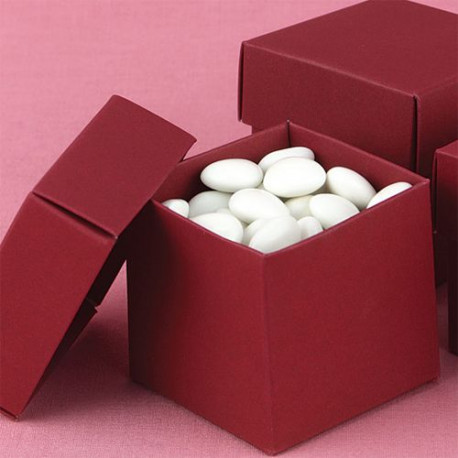 Les 25 boîtes à dragées cube rouge Les 25 boîtes à dragées cube rouge