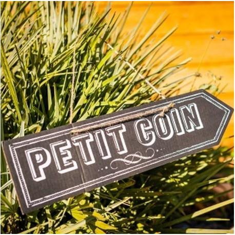 La pancarte de signalisation Petit coin La pancarte de signalisation Petit coin