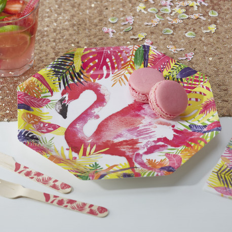Les assiettes en carton flamand rose Les assiettes en carton flamand rose
