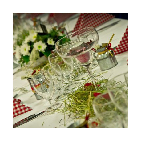 La décoration de Karine et Guillaume : mariage champêtre à la ferme La décoration de Karine et Guillaume : mariage champêtre à la ferme