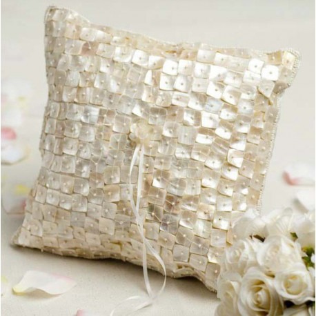 Le coussin d'alliances perles de nacre Le coussin d'alliances perles de nacre