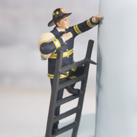 figurine pompier
