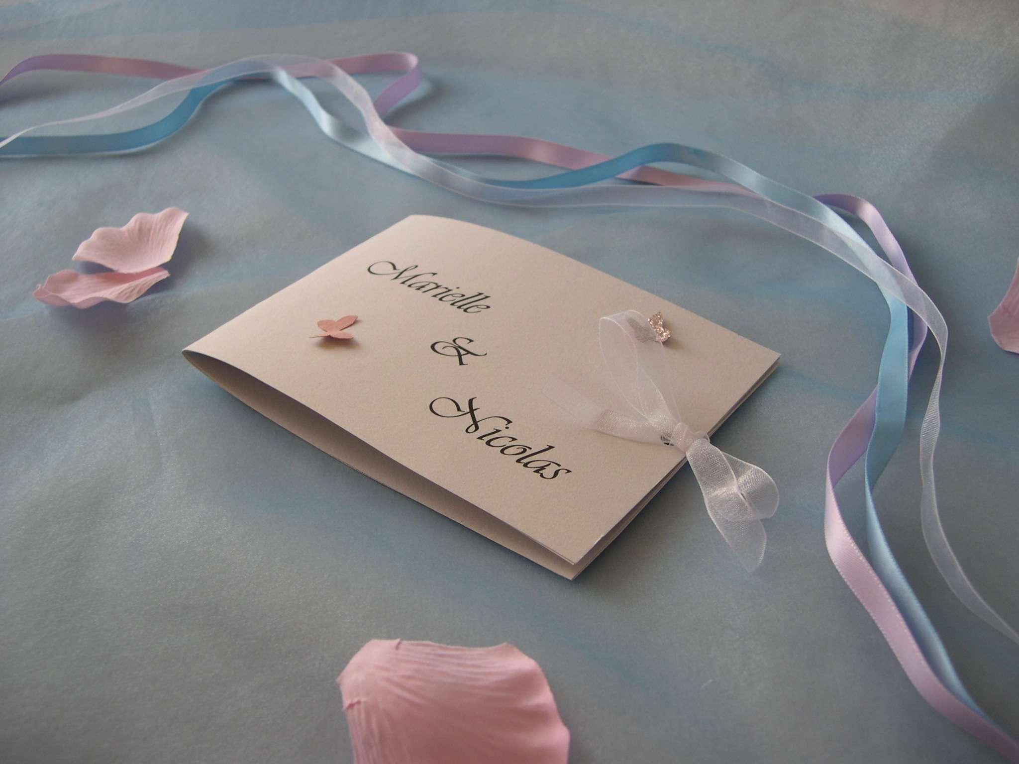 réalisation modèle exemple faire part invitation mariage thème papillons nature champêtre réalisation faire part invitation mariage thème papillons nature champêtre loisirs créatifs bricolage faire soi même fleur en relief