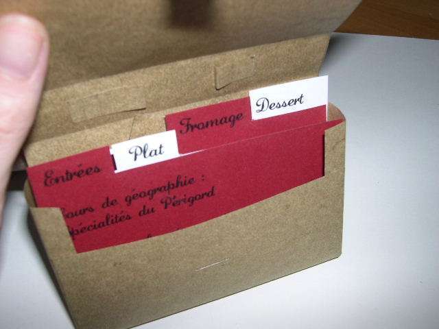 creation realisation modèle exemple menu mariage cartable thème école realisation menu mariage cartable école fiche technique intercalaire