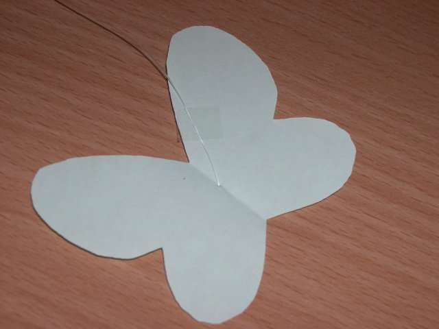   réalisation mobile de papillon en papier  tutoriel fiche technique 