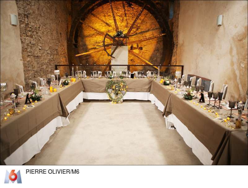 decoration salle mariage toile de jute et or decoration salle mariage toile de jute et or
