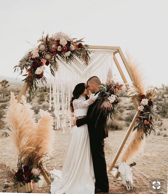 Déco de mariage : 20 arches canons pour votre cérémonie laïque - A la Une!