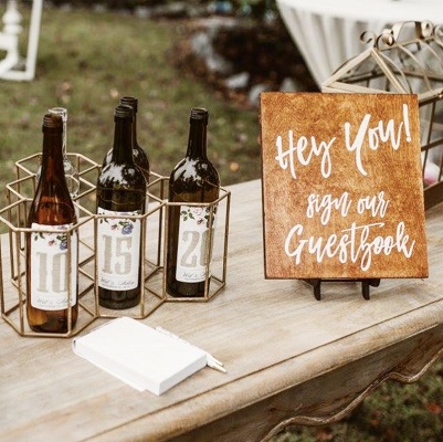 livre d'or mariage bouteille de vin automne