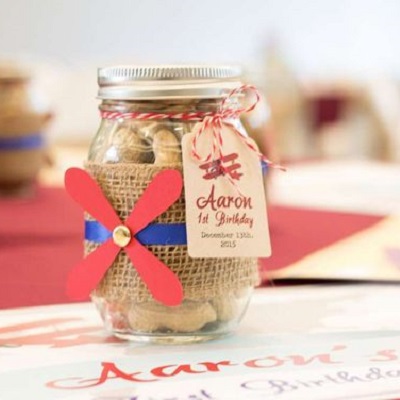 bocal mason jar a bonbons cadeau invités anniversaire aviateur