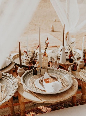 décoration de table mariage thème désert chic beige ivoire rotin