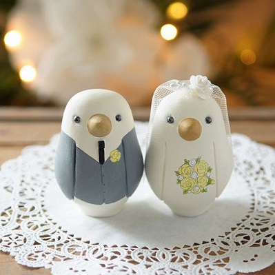 figurine argile pingouin cake topper