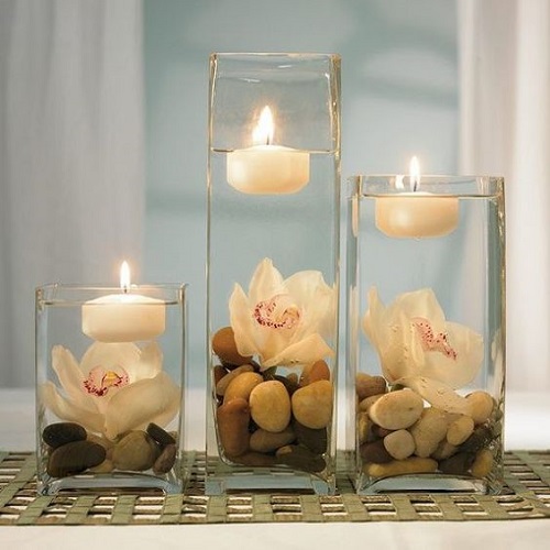 decoration de table vase  avec galet immergés orchidée zen