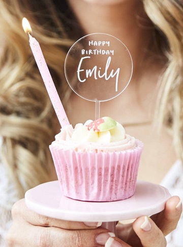 cake topper plexiglas pour gateau anniversaire personnalisé