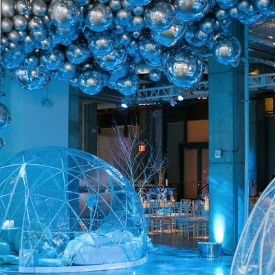 decoration-salle hiver-ballon-igloo