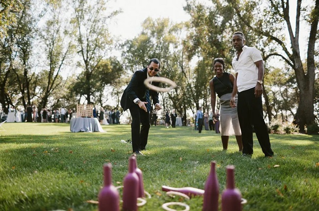 jeu lancer anneaux mariage en plein air