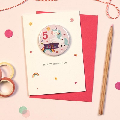 carton invitation anniversaire licorne badge