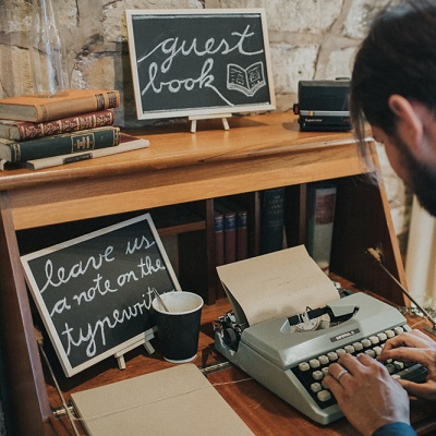 idée livre d'or mariage machine à écrire vintage