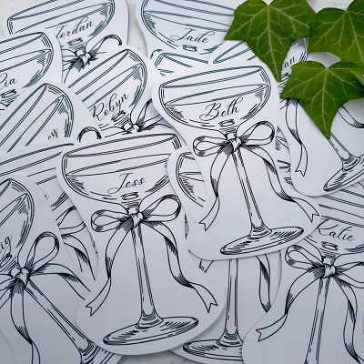 marque place noir et blanc