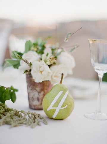 numero-de-table mariage sur pomme mariage automne