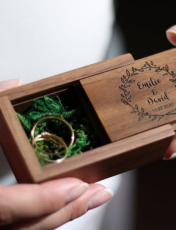 boite en bois mariage avec gravure