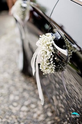 decoration poignée de porte gypsophile mariage hiver