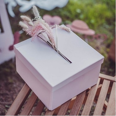 urne mariage rose en carton carree