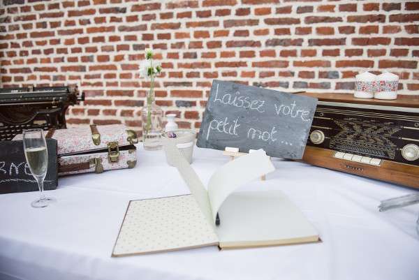 decoration_mariage_livre_dorCharlotte2